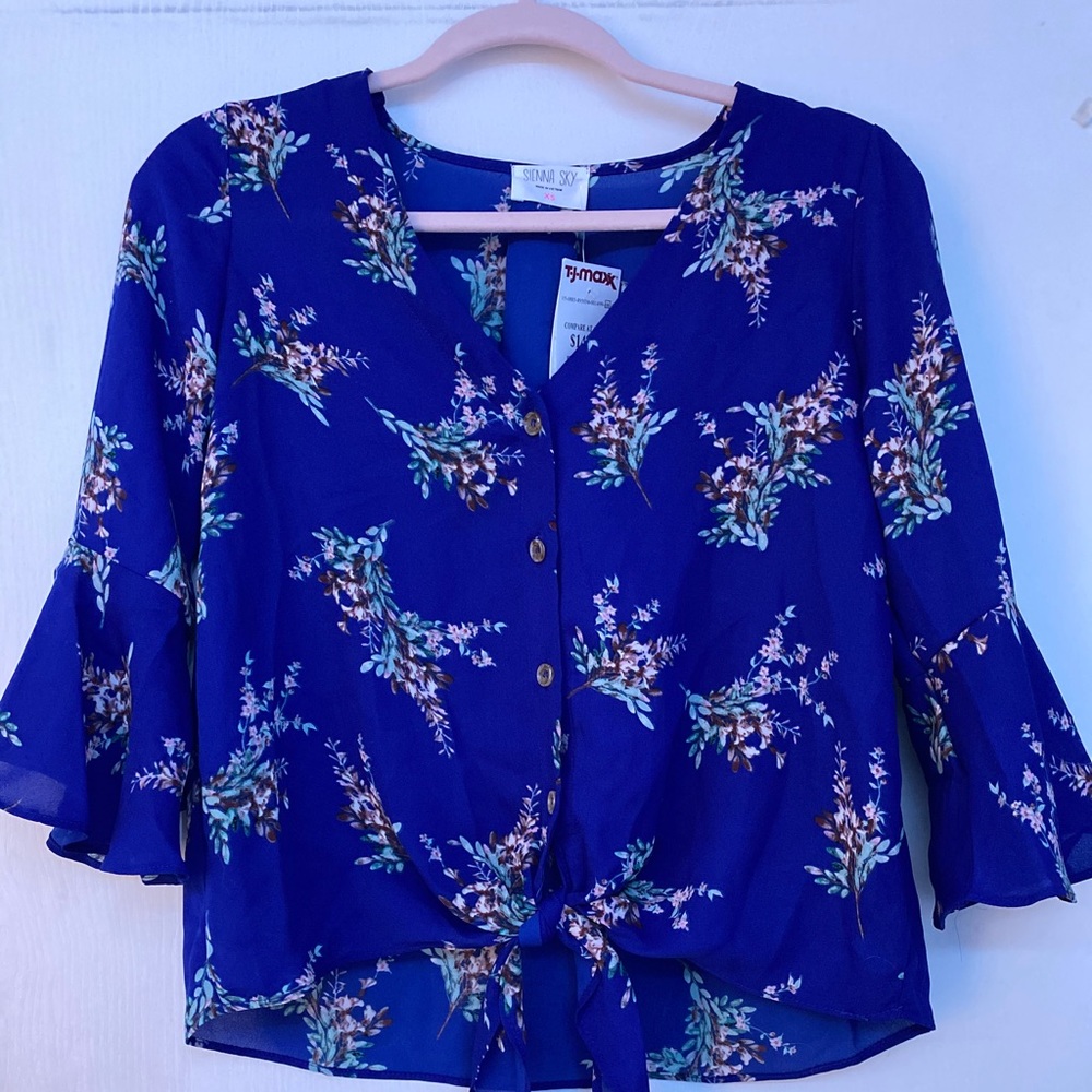 Blue blouse